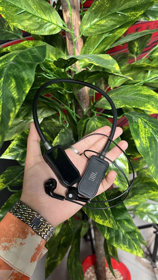 سماعة رياضية لاسلكية مودل JBL M33 — صورة 10