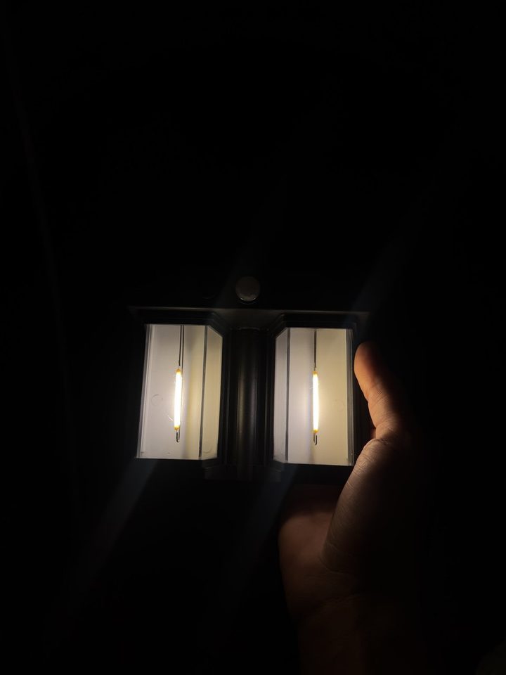 مصباح جداري شمسي بحساس حركة BK-618-2 — صورة 9