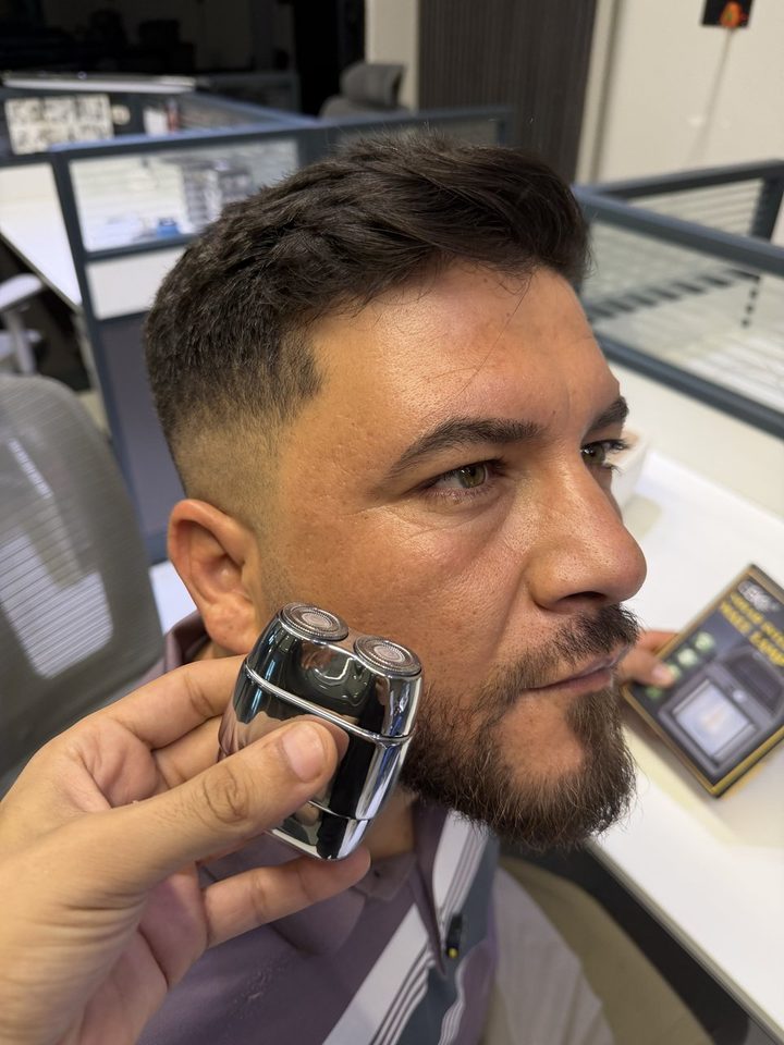 ماكينة الحلاقة الكهربائية Mini Shaver — صورة 10